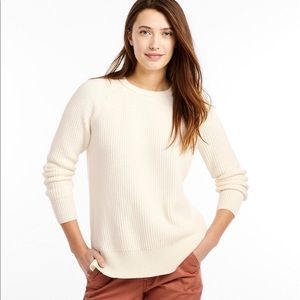 Cozy LL Bean sweater - olive